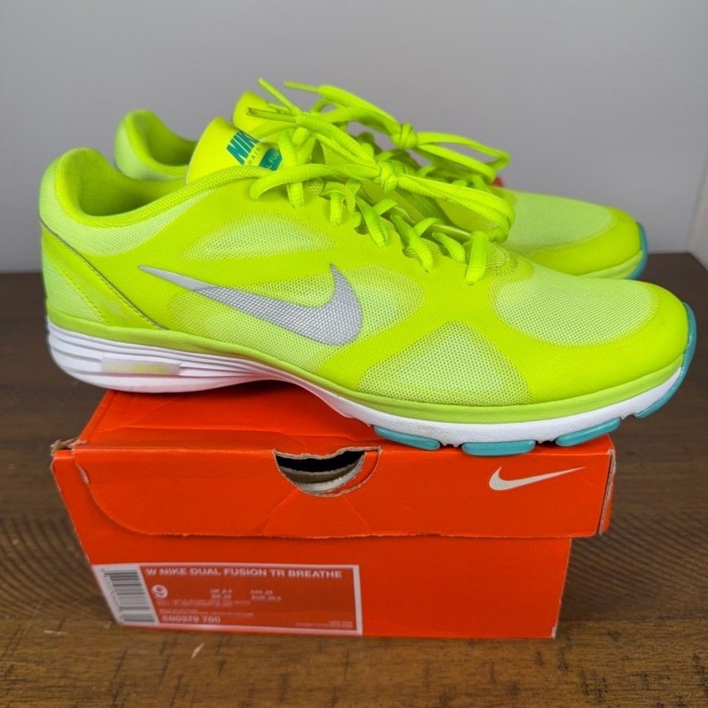 Nike Training Shoes Women 9 Volt Dual Fusion TR Breathe Neon Gym Fitness Running
